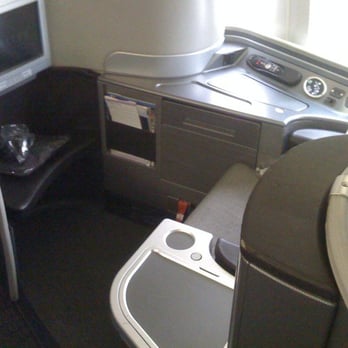 United Airlines - Airlines Near Me - Chicago, Illinois