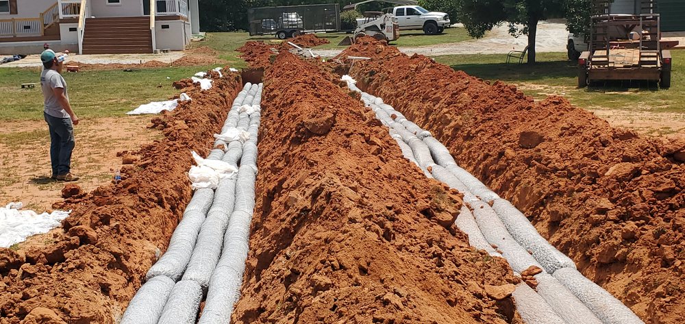 Davis Septic Grading and Pumping - septic in Belton, SC