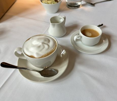 Resto L'Antoinette French American Bistro by null