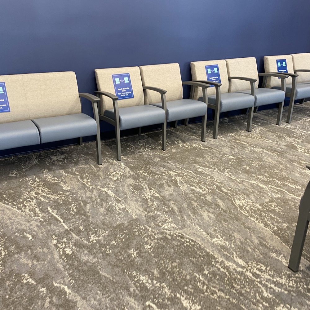 Henry Ford OptimEyes - Waiting area social distancing - Optometrists Near Me - Bloomfield Township, Michigan Henry Ford OptimEyes - Waiting area social distancing - Optometrists Near Me - Bloomfield Township, Michigan