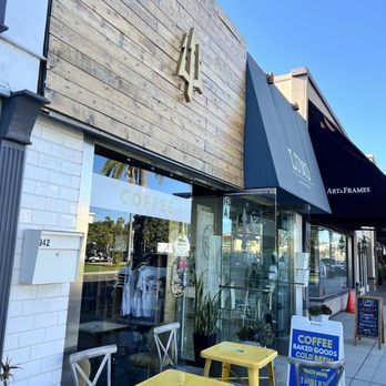 Trident Coffee Coronado - Coffee & Tea Near Me - Coronado, California Trident Coffee Coronado - Coffee & Tea Near Me - Coronado, California
