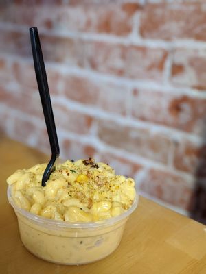 Monroe's Hot Chicken by null