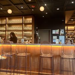 Wine So Cru - Such a cute place!