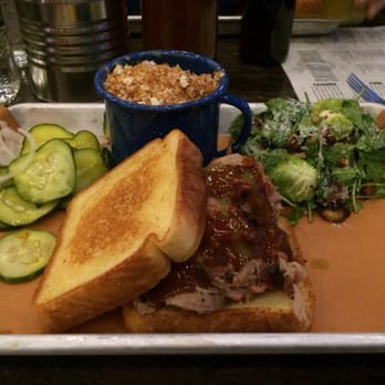 Sweet Cheeks Q - Pulled pork sandwich - Southern Near Me - Boston, Massachusetts