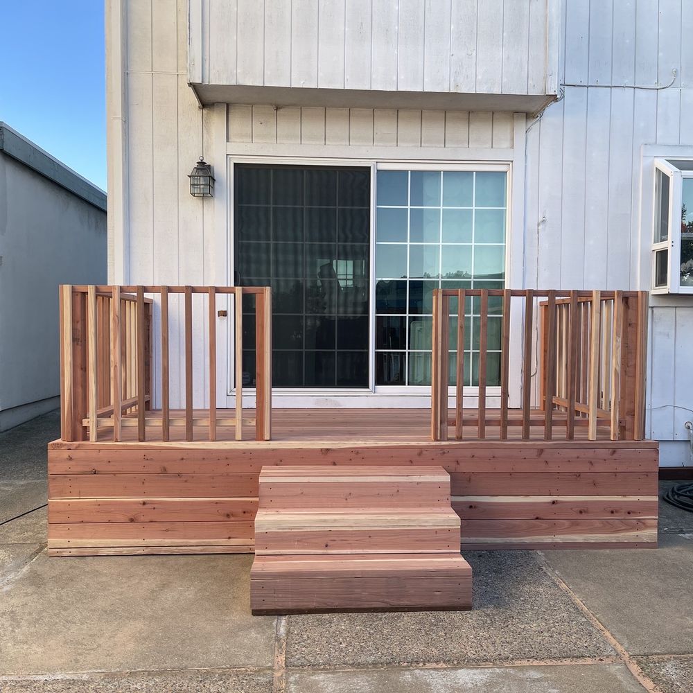 De Leon Remodeling - Deck - General Contractors Near Me