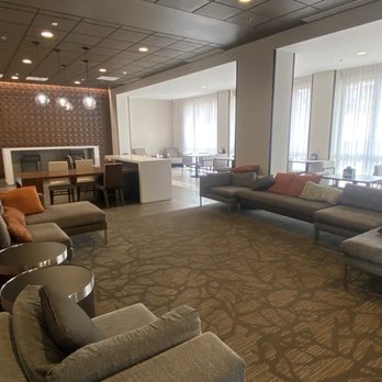Wingate by Wyndham Page Lake Powell - Lobby and breakfast eating area - Hotels Near Me - Page, Arizona Wingate by Wyndham Page Lake Powell - Lobby and breakfast eating area - Hotels Near Me - Page, Arizona