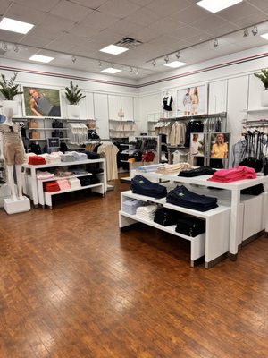 Tommy Hilfiger by null