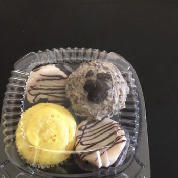 The Batter Up Bakery - Cupcakes and some cheesecake bites! - Desserts Near Me - Temecula, California