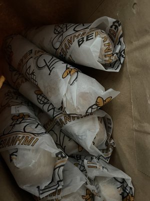 Be Banh Mi by null