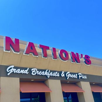 Nation's Giant Hamburgers - Outside of the building - Desserts Near Me - Stockton, California