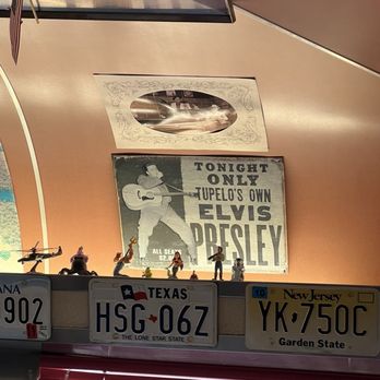 Crazy Ottos Empire Diner - Coffee & Tea Near Me - Herkimer, New York