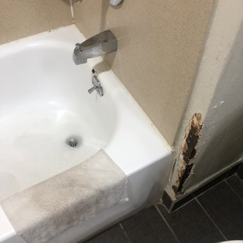 Sleep Inn & Suites - The bathroom face towels was nasty The side of the wall was busted and the roof vent hanging down. - Hotels Near Me - Metairie, Louisiana Sleep Inn & Suites - The bathroom face towels was nasty The side of the wall was busted and the roof vent hanging down. - Hotels Near Me - Metairie, Louisiana