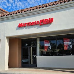 Mattress Firm Santa Barbara - 5 Points Shopping Center