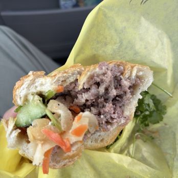 Banh Mi Ba Le - Banh Mi Xiu Mai - Vietnamese Near Me - Oakland, California