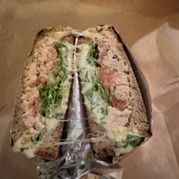 TUNA MELT TUNA MELT