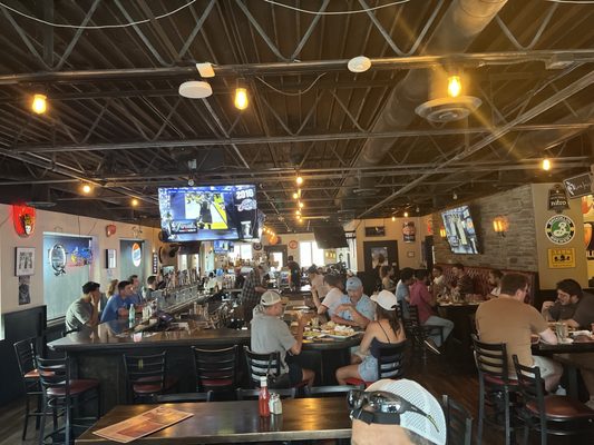 Ray J's American Grill by null