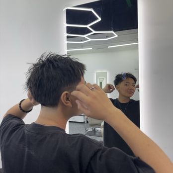 Lochs Barbershop - Barbers Near Me - San Jose, California Lochs Barbershop - Barbers Near Me - San Jose, California