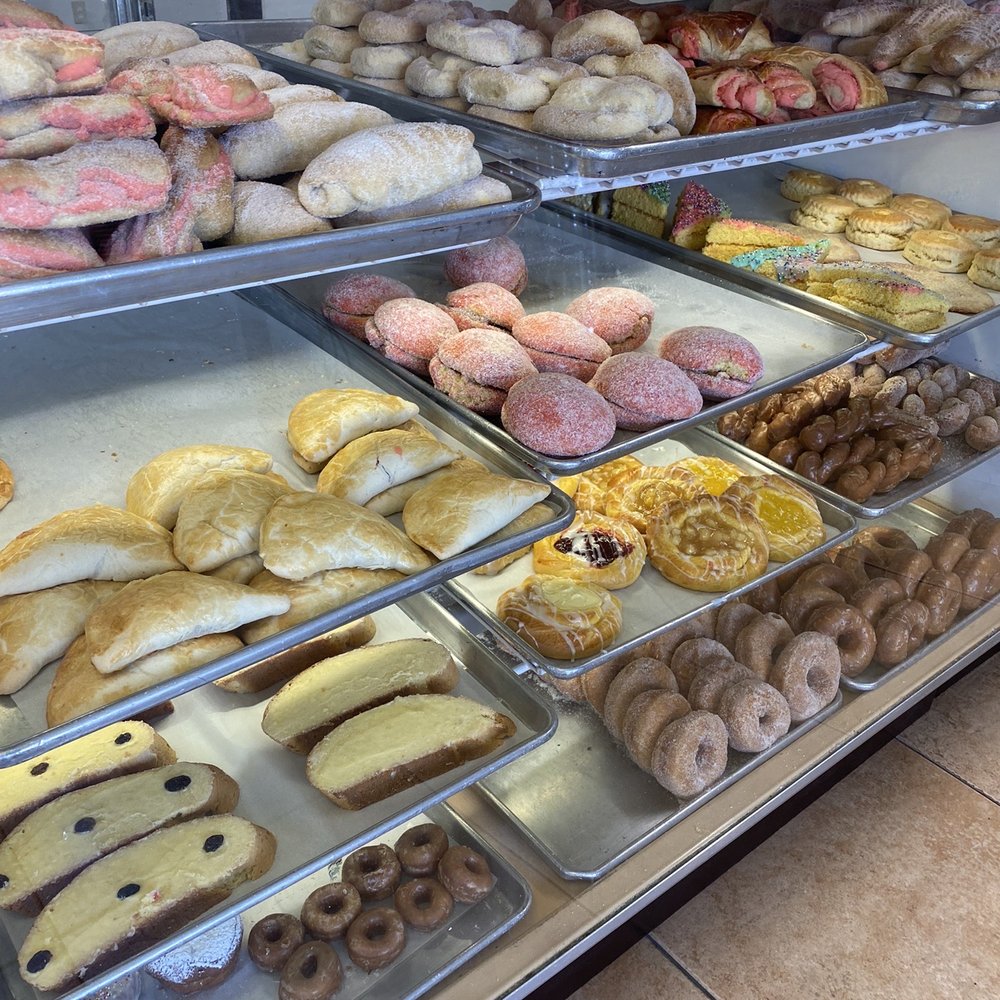 La Estrella Bakery - Bakeries Near Me - Tucson, Arizona La Estrella Bakery - Bakeries Near Me - Tucson, Arizona