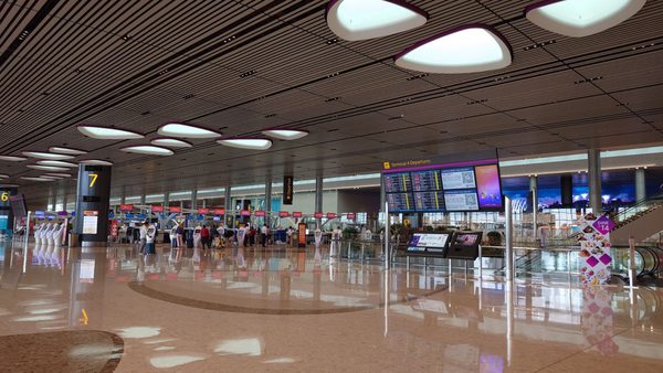 Terminal 4 by null