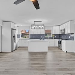 High Tide Builders & Home Renovations
