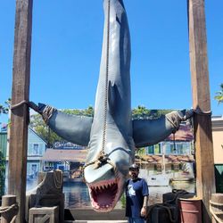 Turlock Comics - Me and Bruce at Universal