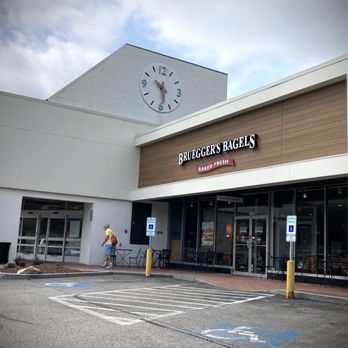 Bruegger's Bagels - What time is it? Bagel Time!!! - Bagels Near Me - Pittsburgh, Pennsylvania Bruegger's Bagels - What time is it? Bagel Time!!! - Bagels Near Me - Pittsburgh, Pennsylvania