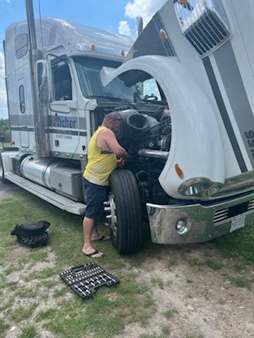 Slide of Mobile Solutions Auto & Machine Repair