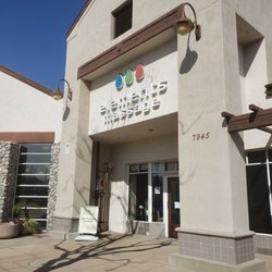 Elements Massage - Front of building