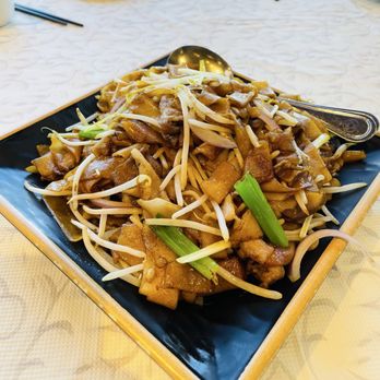 HL Peninsula Garden - beef chow fun - Hot Pot Near Me - Burlingame, California HL Peninsula Garden - beef chow fun - Hot Pot Near Me - Burlingame, California