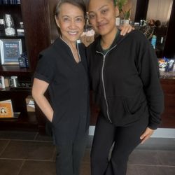 The Grooming Lounge - Christine / Aija