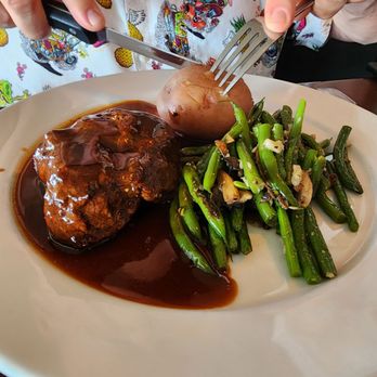 Dorn's Original Breakers Cafe - Filet Mignon - Seafood Near Me - Morro Bay, California