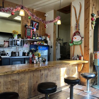 Donner Lake Kitchen - Inside bar seating - Breakfast & Brunch Near Me - Truckee, California Donner Lake Kitchen - Inside bar seating - Breakfast & Brunch Near Me - Truckee, California