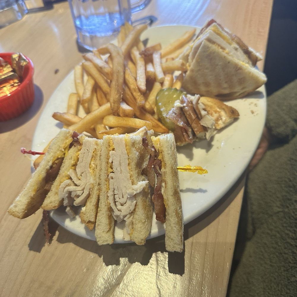 Cornerstone Cafe & Bar - American Near Me - Sacramento, California