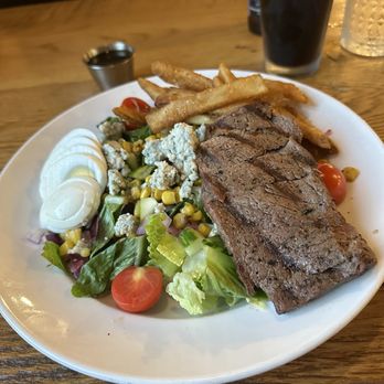 The Leaf Restaurant - Steak Salad Delicious!! - American Near Me - Wooster, Ohio The Leaf Restaurant - Steak Salad Delicious!! - American Near Me - Wooster, Ohio