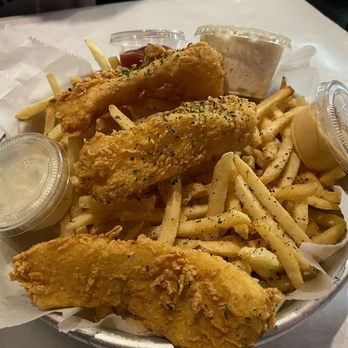 Cap't Loui - Fish and Chips Basket - Seafood Near Me - Cupertino, California