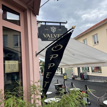 Café Valvet - Cafes Near Me - Sigtuna, Alberta