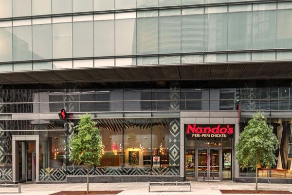 Nando's PERi-PERi by null
