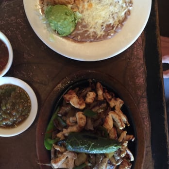 Los Compadres - Fajitas, yum - Mexican Near Me - Long Beach, California