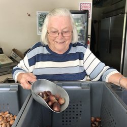 Grimo Nut Nursery - Farming nut trees for 40 years & shipping them all over the world
