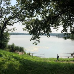 Glacier Hills Rustic Lakefront Cabins - Lakefront