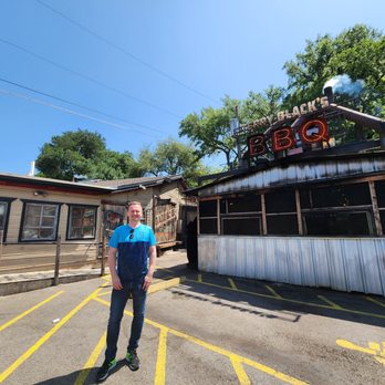 Terry Black's Barbecue - In the Parking Lot; smells like meat - Barbeque Near Me - Austin, Texas Terry Black's Barbecue - In the Parking Lot; smells like meat - Barbeque Near Me - Austin, Texas