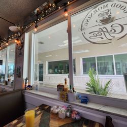 The New Lighthouse Caffe