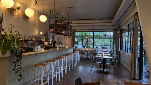 Bar West by null