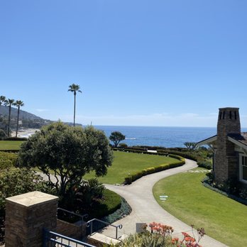 Mosaic Bar & Grille - The view was perfect - American Near Me - Laguna Beach, California