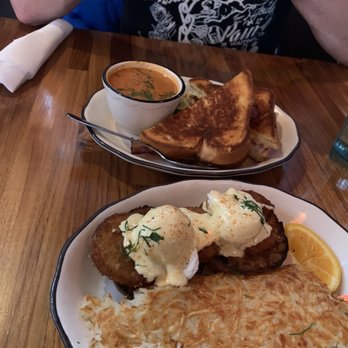 Hot Suppa - fried green tomatoes eggs Benedict and fall sandwich with a side of tomatoe soup - Breakfast & Brunch Near Me - Portland, Maine Hot Suppa - fried green tomatoes eggs Benedict and fall sandwich with a side of tomatoe soup - Breakfast & Brunch Near Me - Portland, Maine