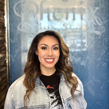 Salon Q - Hair and makeup by Quyen - Hair Salons Near Me - Westminster, California Salon Q - Hair and makeup by Quyen - Hair Salons Near Me - Westminster, California