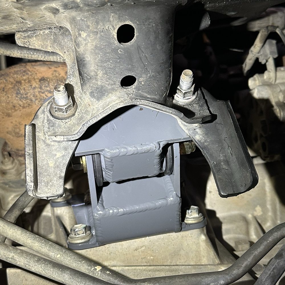 2012 Toyota Tacoma engine mounts