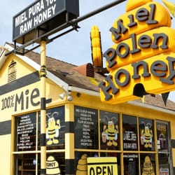 La Miel Jireh Honey Shop - I just love how cute this place is!