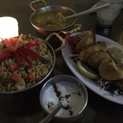 Moghul - Riso balsamico con salsa di yogurt/ pollo con impanatura delicata/ pollo al curry