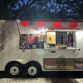 Francisco's Taco Madness - Food Trucks Near Me - Fern Park, Florida Francisco's Taco Madness - Food Trucks Near Me - Fern Park, Florida